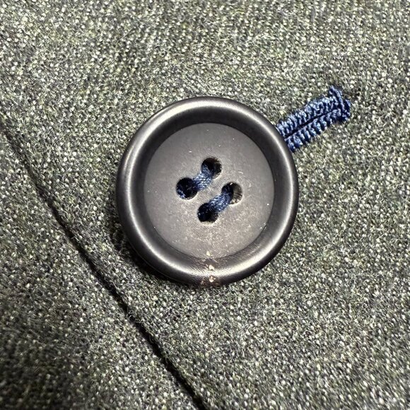 Green Textured Suit with Notched Lapels - Picture 8 of 14